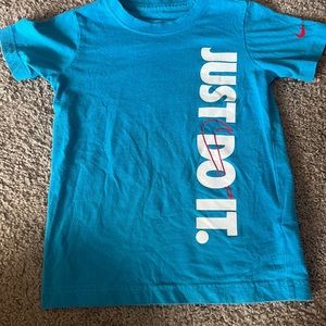 Boys Nike tee